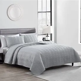 3-Piece Set: Embossed Quilted Comforter Set