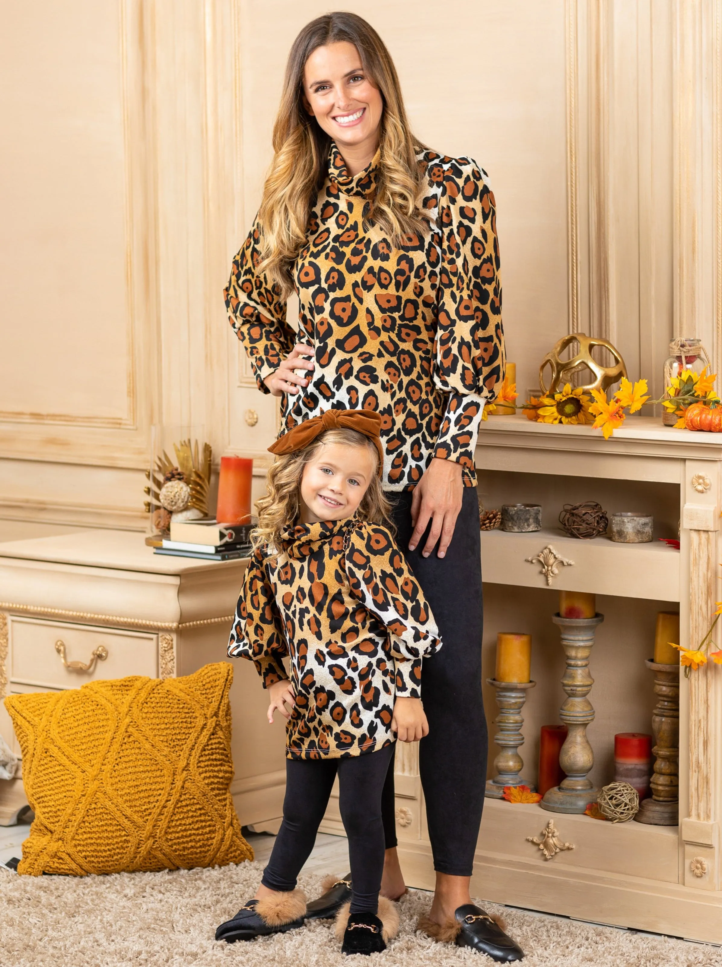 Mommy and Me Roaring Puff Sleeved Top and Legging Set