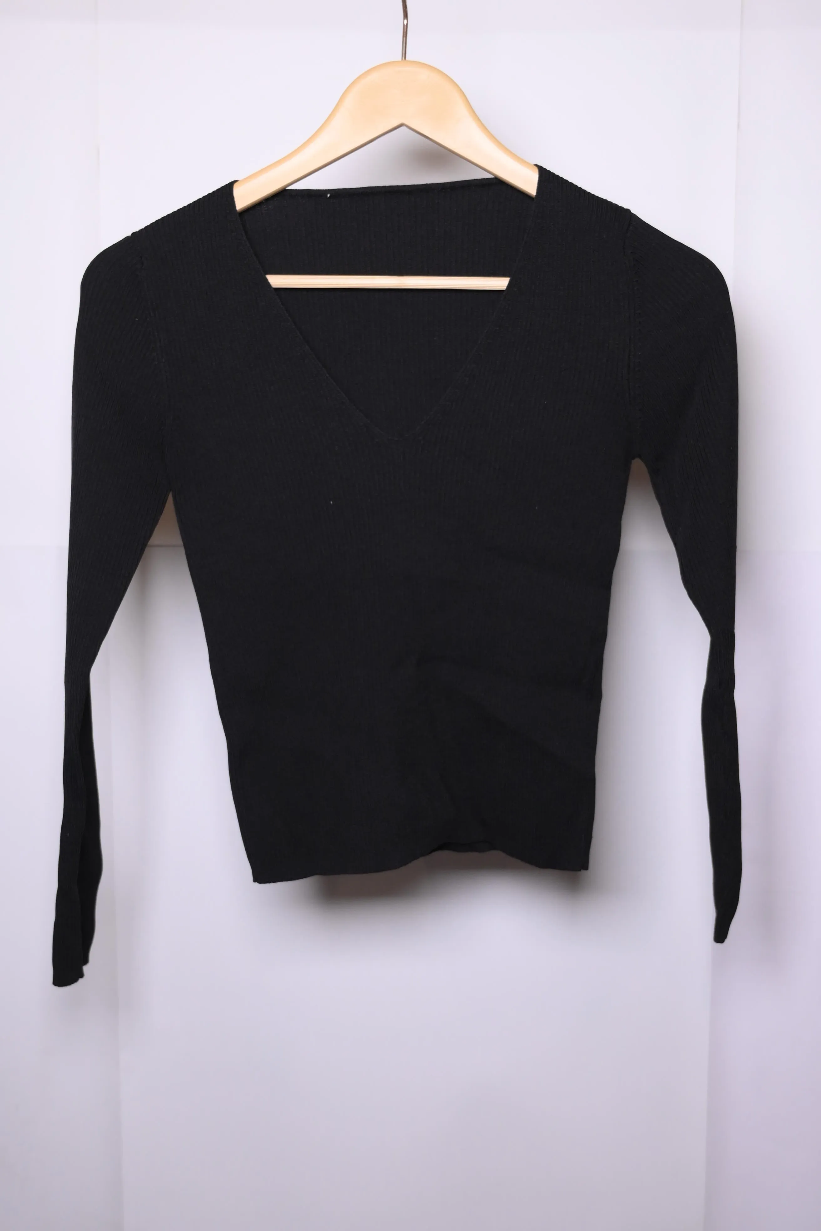 Thriftyfy Black Sweatshirt - Medium