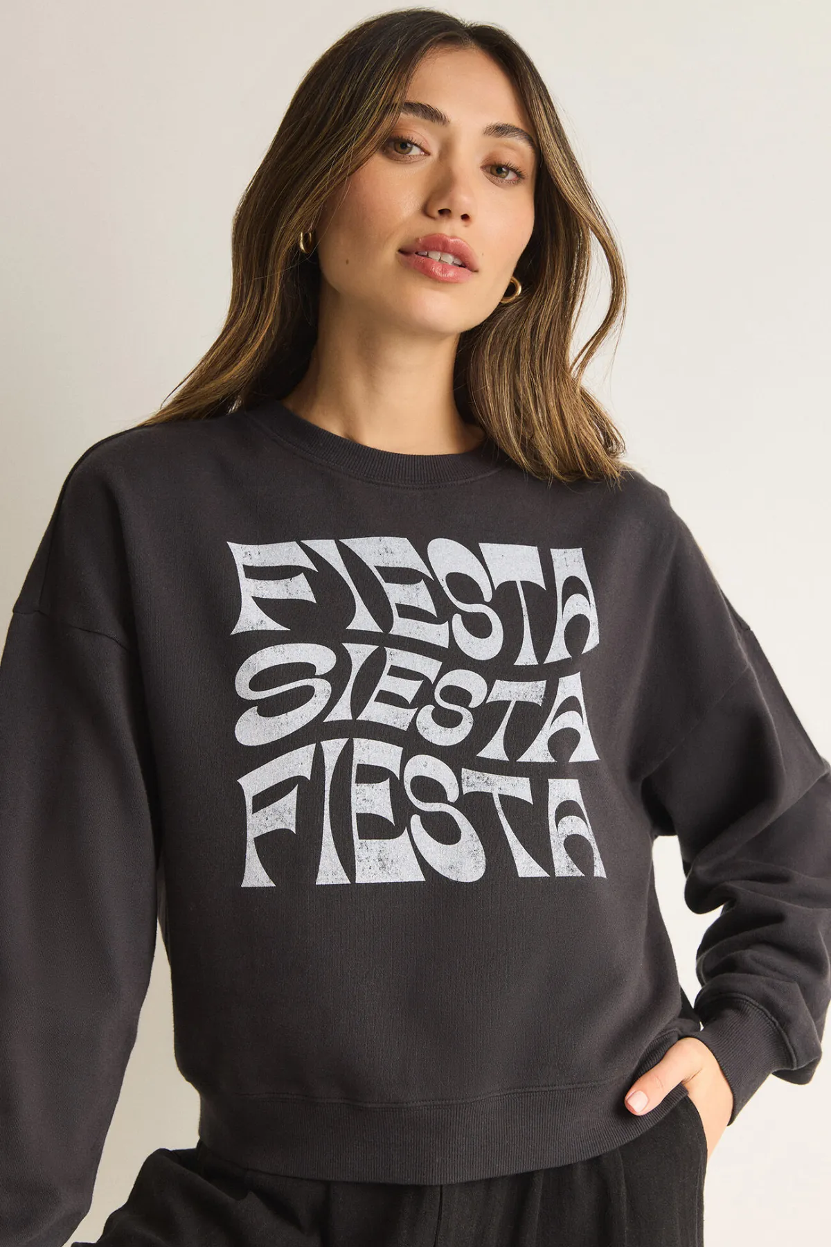 Z SUPPLY - FIESTA TOMGIRL SWEATSHIRT BLACK